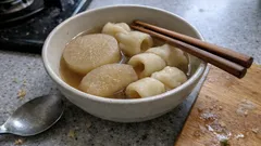 下ゆでなしでしみしみ。ちくわぶと大根のおでん風煮物、弱火でコトコト作るコツ